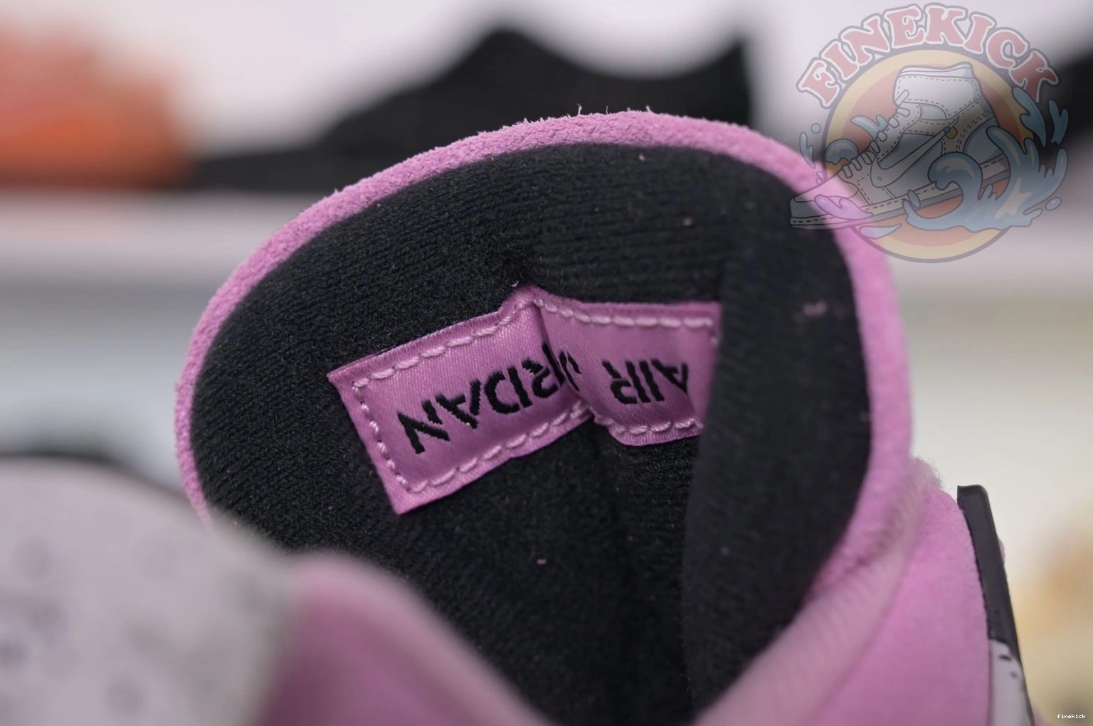 Air Jordan 4“Orchid” Jordan 0803